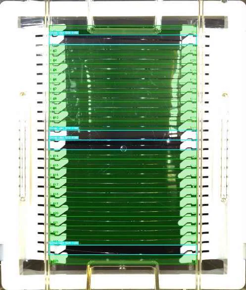 Actual wafer-cassette inspection view, with slot boundaries and a crossed-wafer condition highlighted.